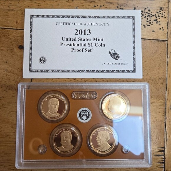 2013 United States Mint Presidential $1 Coin Proof Set - Gold Tone